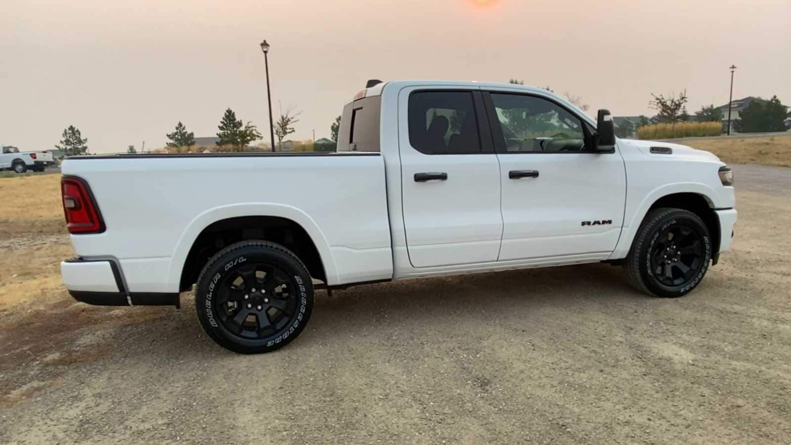 Thumbnail: 2025 RAM 1500 - 9
