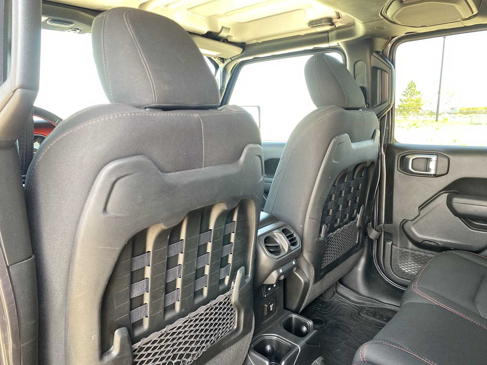 Thumbnail: 2022 Jeep Wrangler - 34