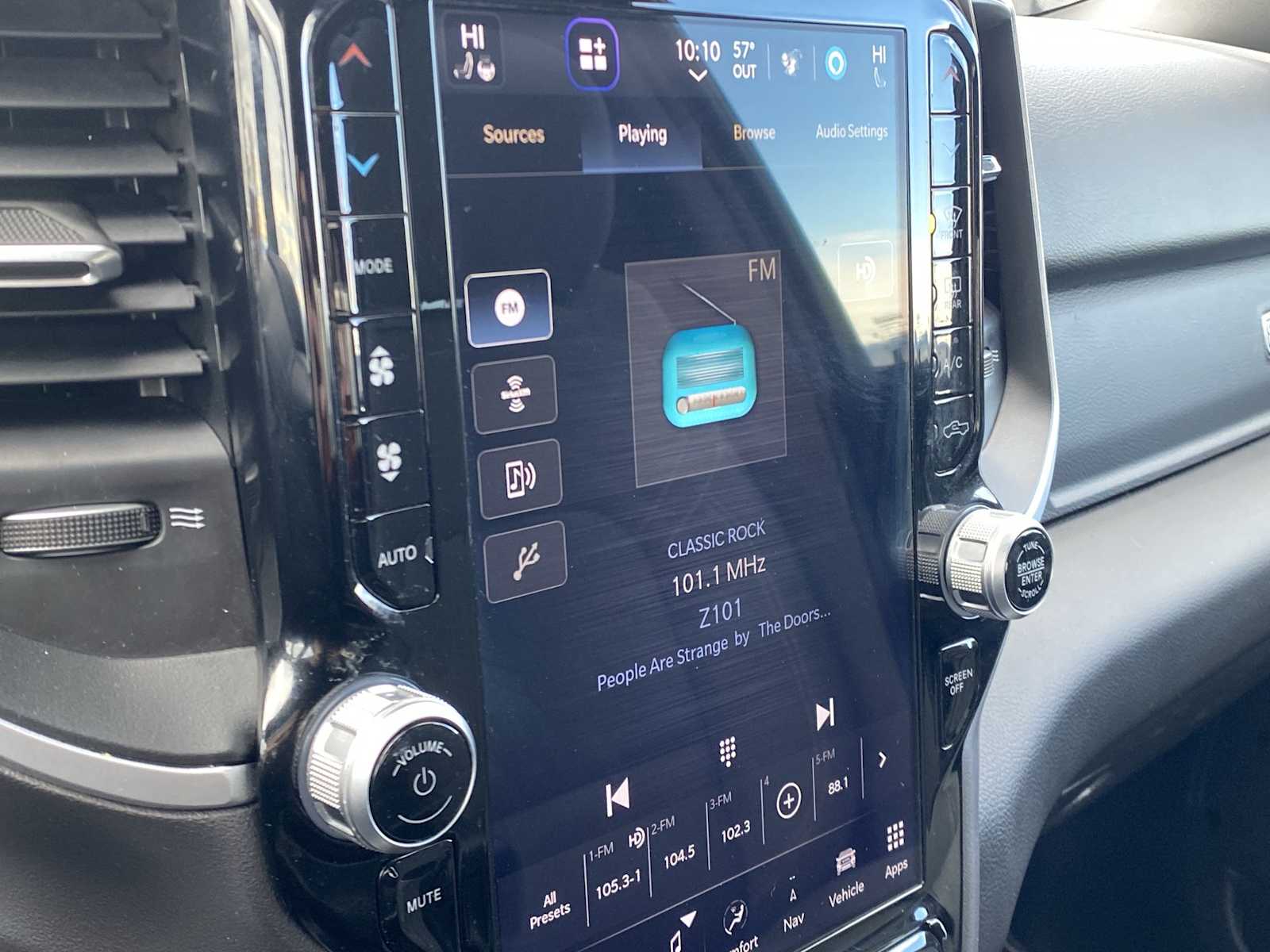 Thumbnail: 2023 RAM 1500 - 28