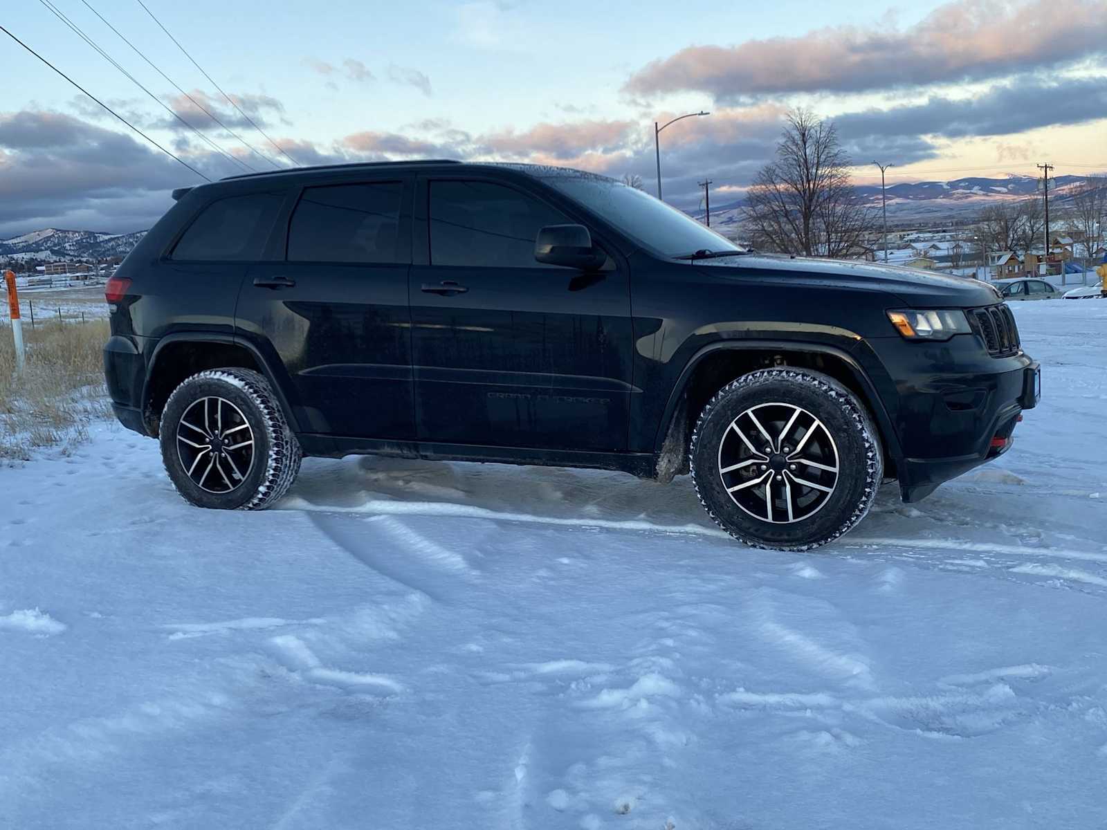 Thumbnail: 2019 Jeep Grand Cherokee - 21