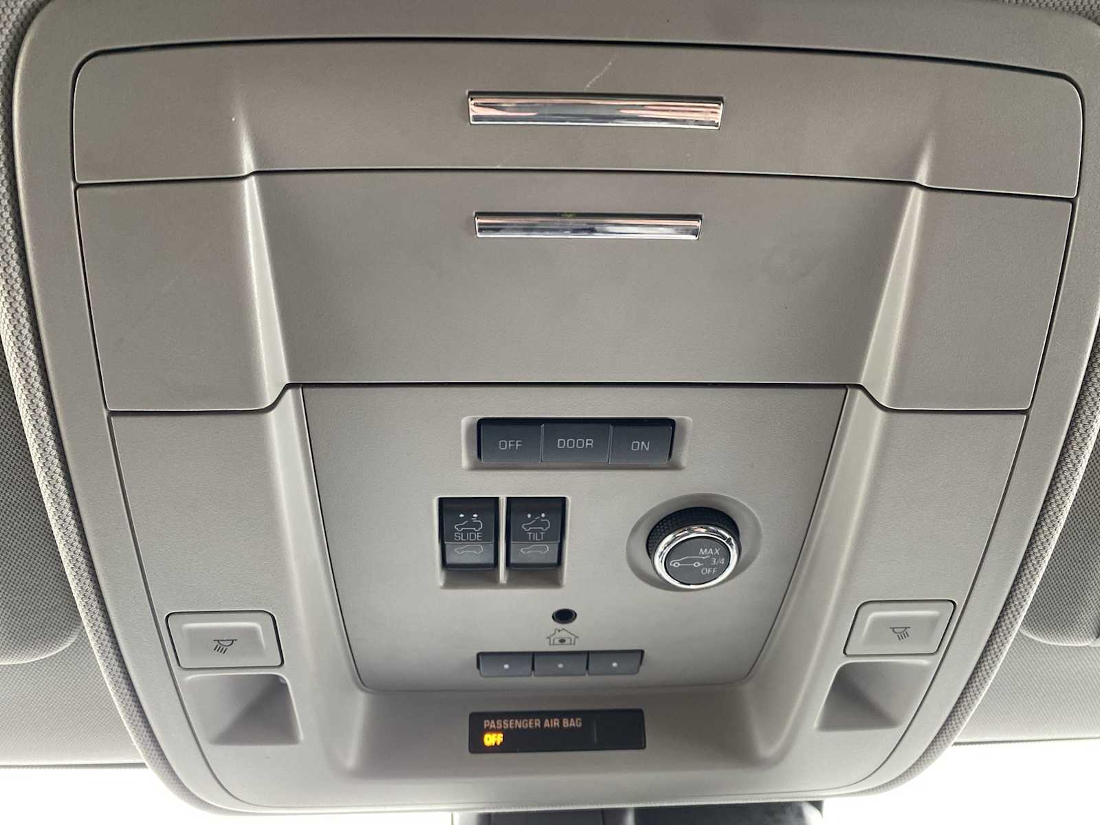 Thumbnail: 2020 GMC Yukon - 27