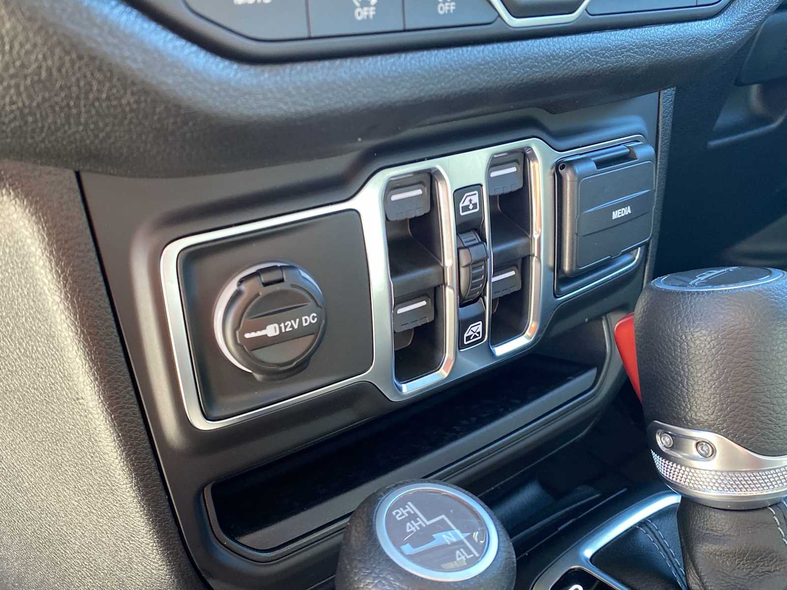 Thumbnail: 2026 Jeep Gladiator - 20