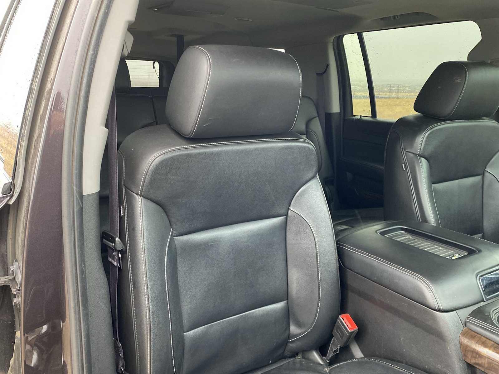 Thumbnail: 2016 Chevrolet Suburban - 15