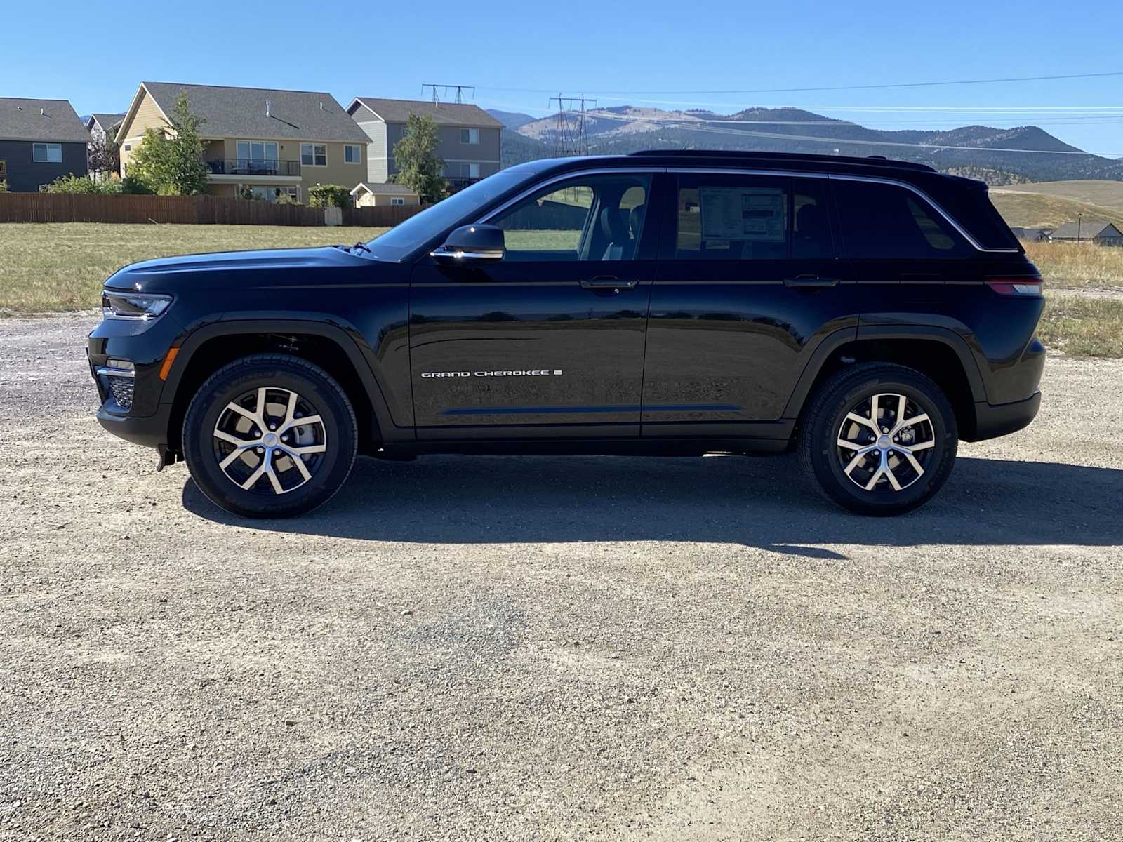 Thumbnail: 2025 Jeep Grand Cherokee - 10