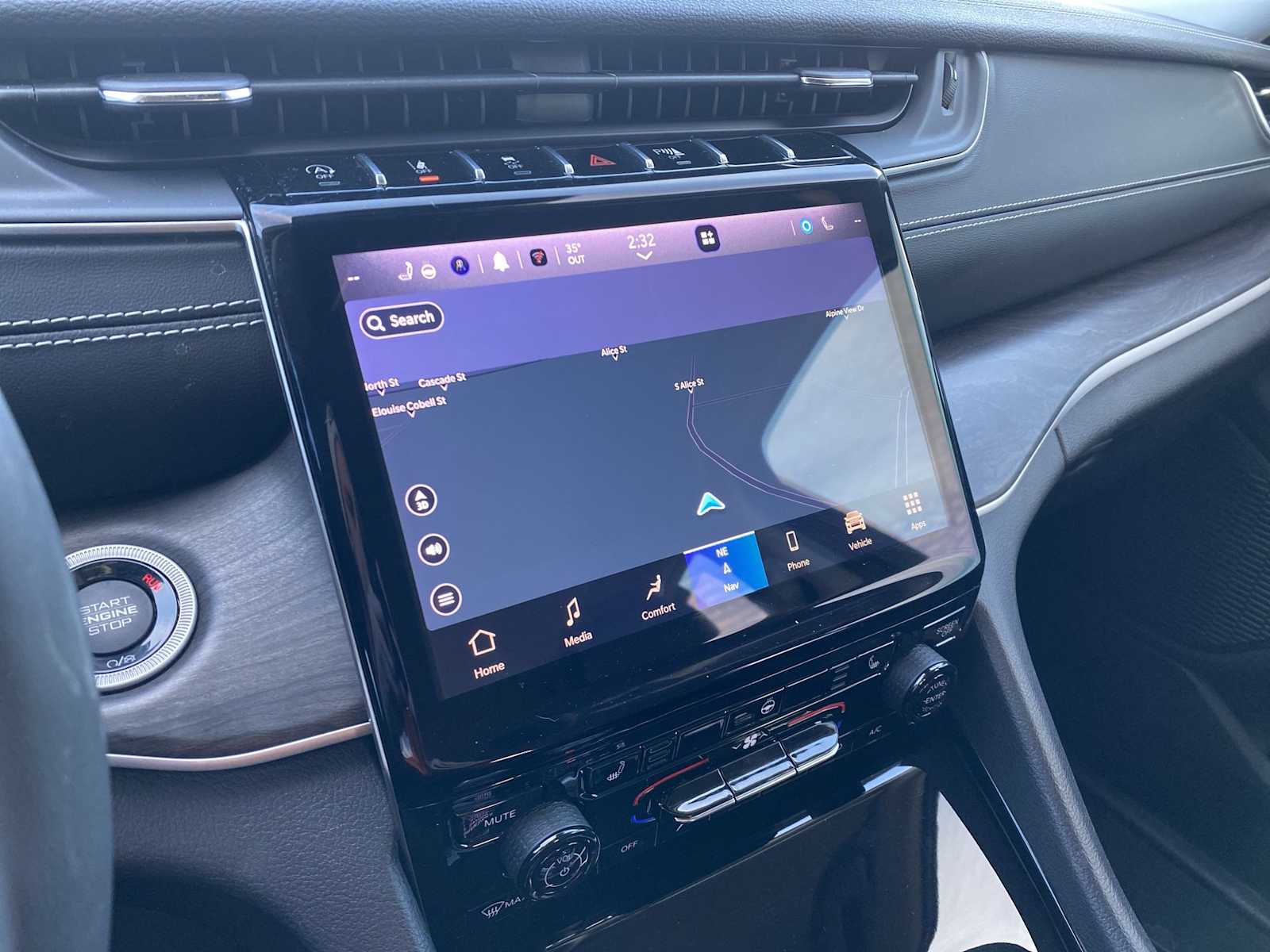 Thumbnail: 2023 Jeep Grand Cherokee - 30