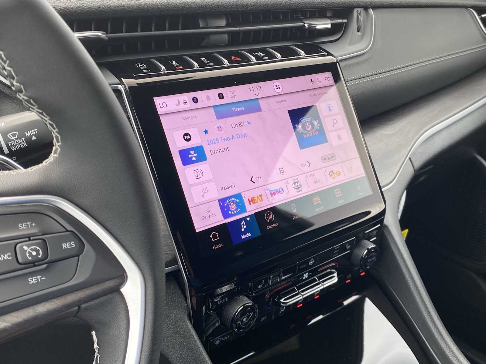 Thumbnail: 2025 Jeep Grand Cherokee - 18