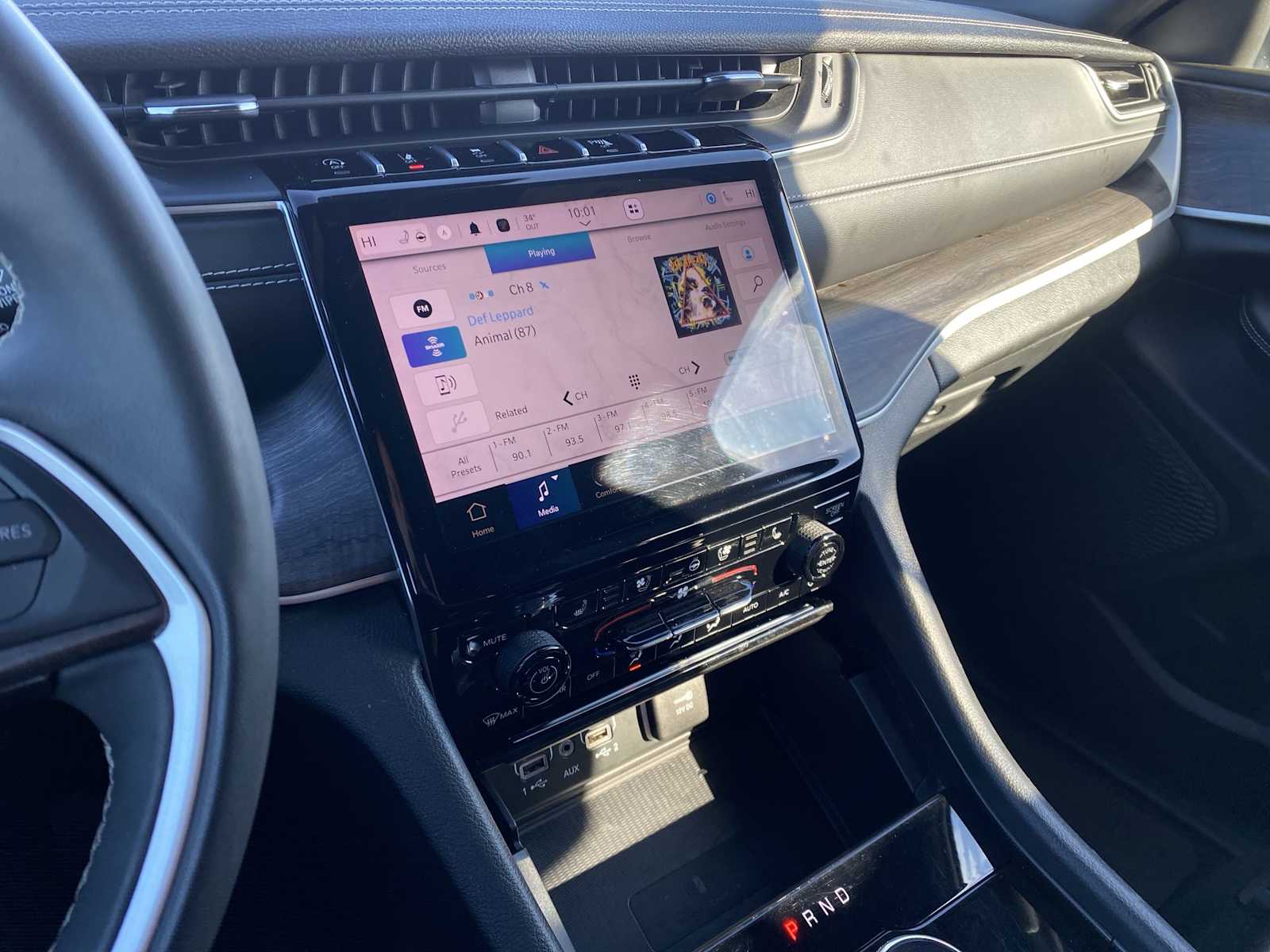 Thumbnail: 2024 Jeep Grand Cherokee L - 22