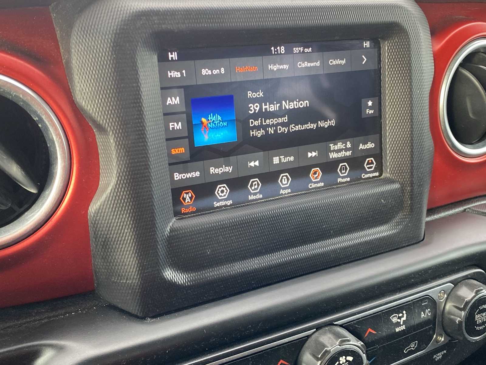 Thumbnail: 2018 Jeep Wrangler - 20