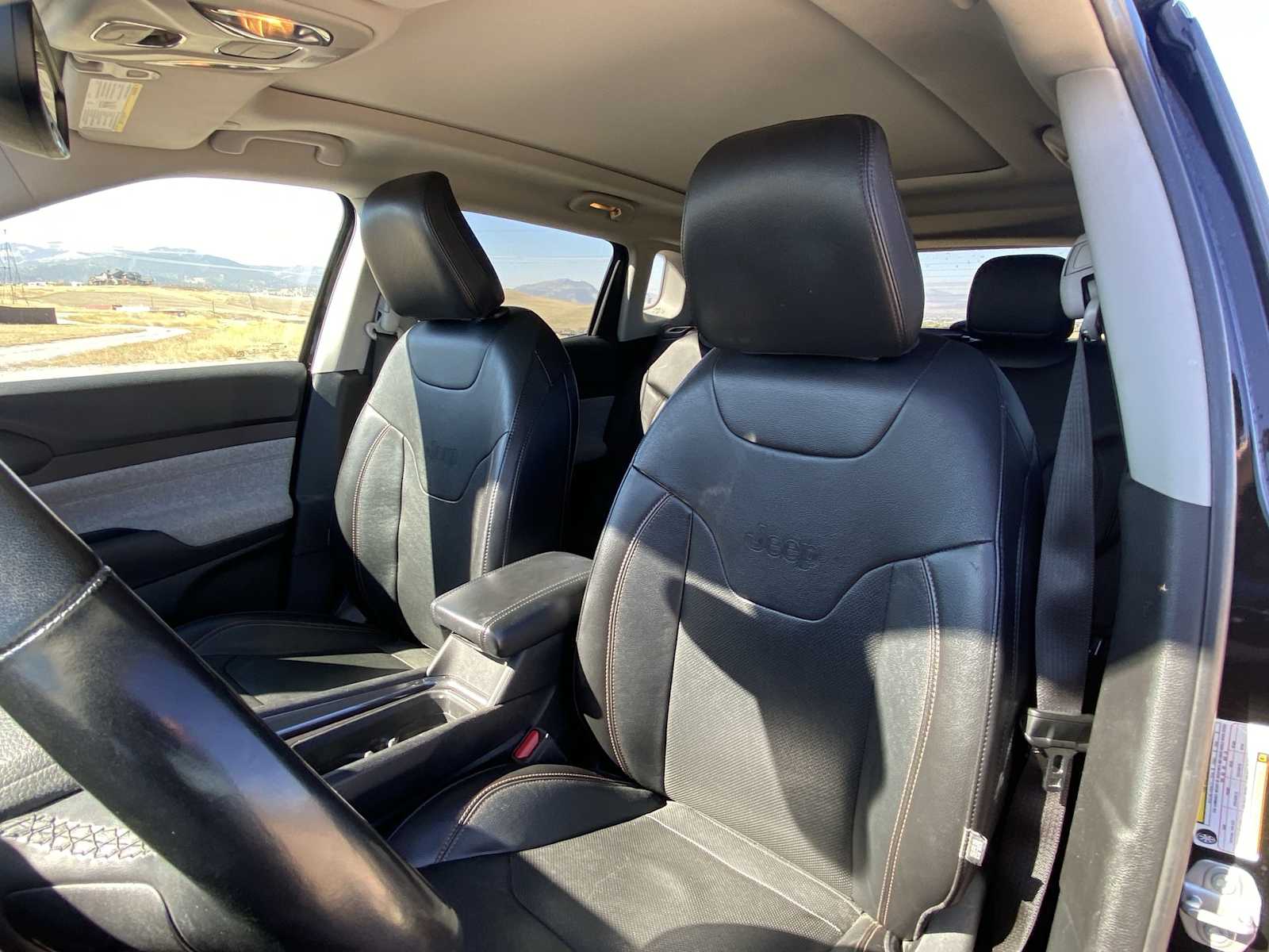Thumbnail: 2022 Jeep Compass - 14