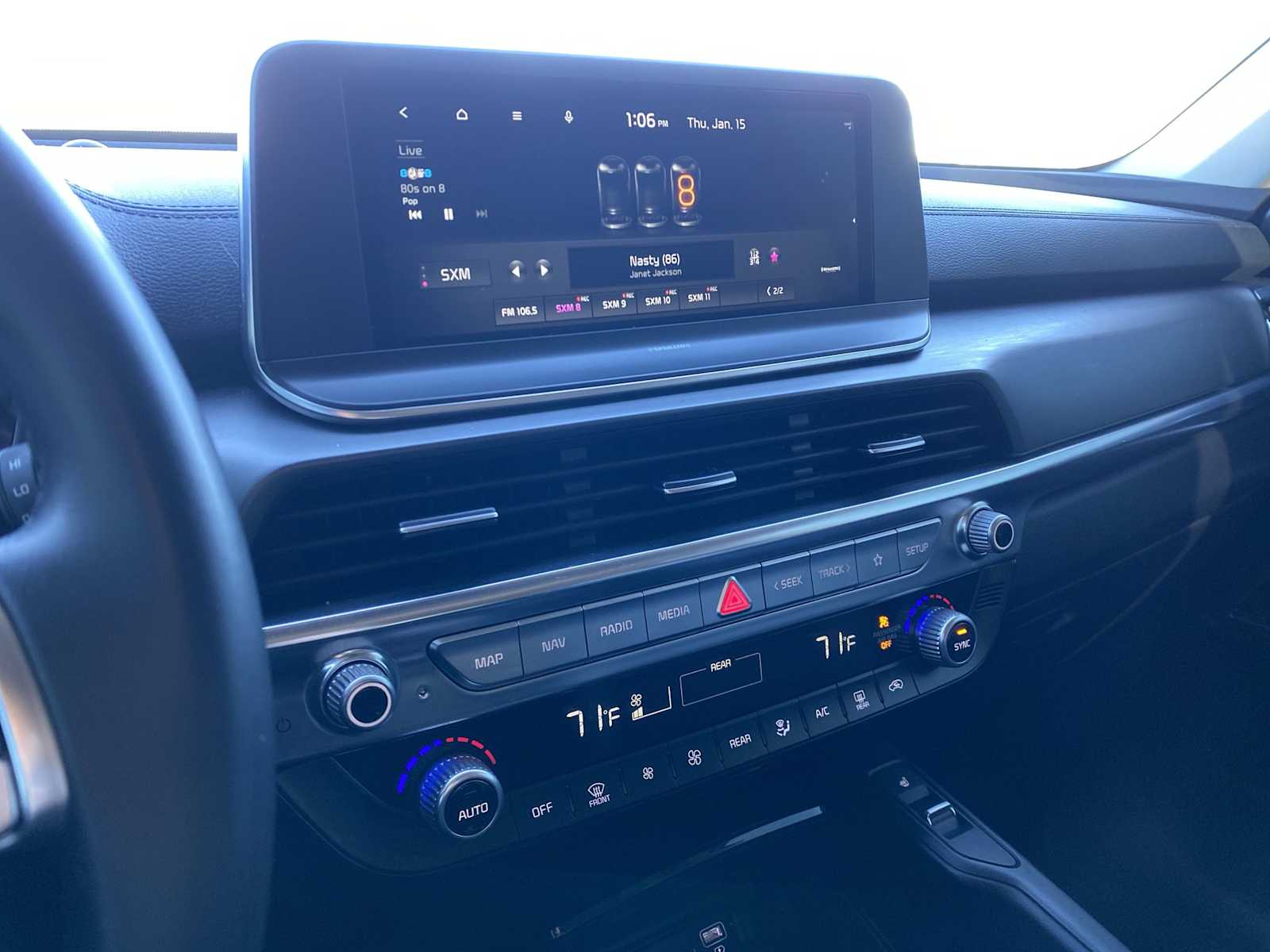 Thumbnail: 2022 Kia Telluride - 19