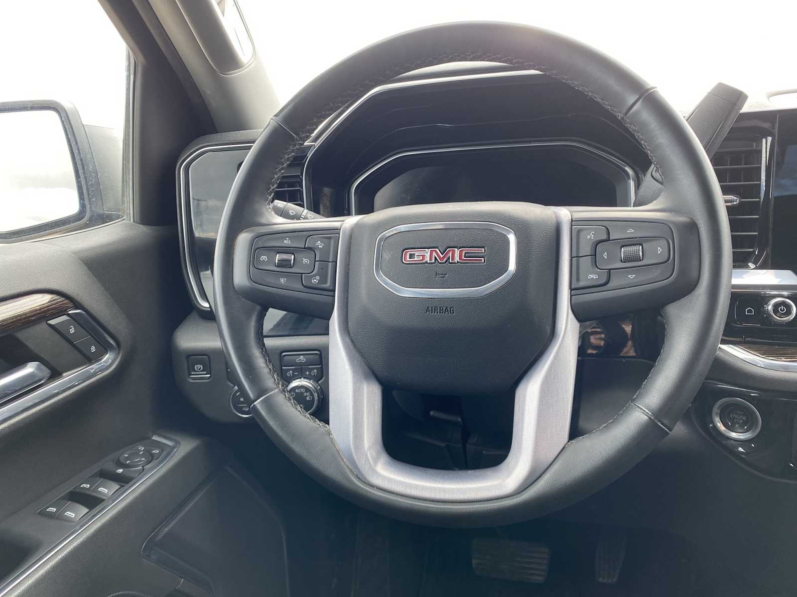 Thumbnail: 2023 GMC Sierra 1500 - 31