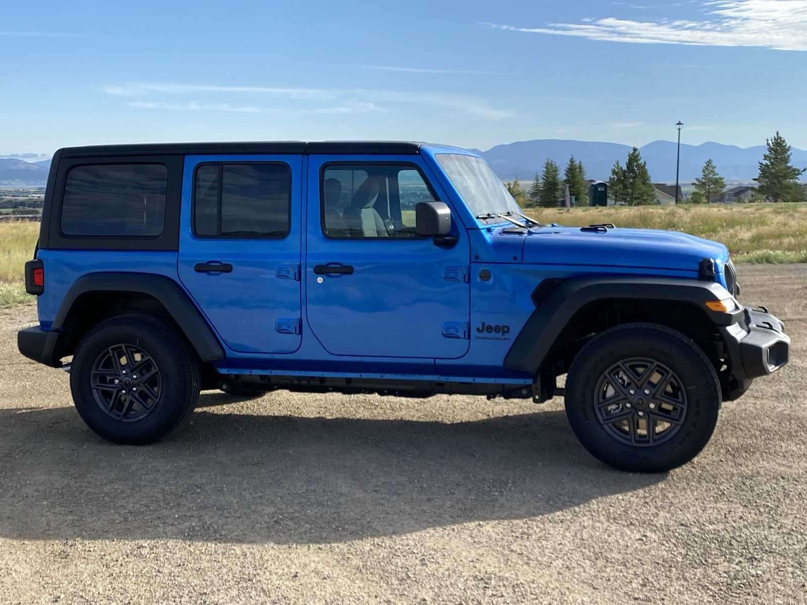 Thumbnail: 2025 Jeep Wrangler - 21