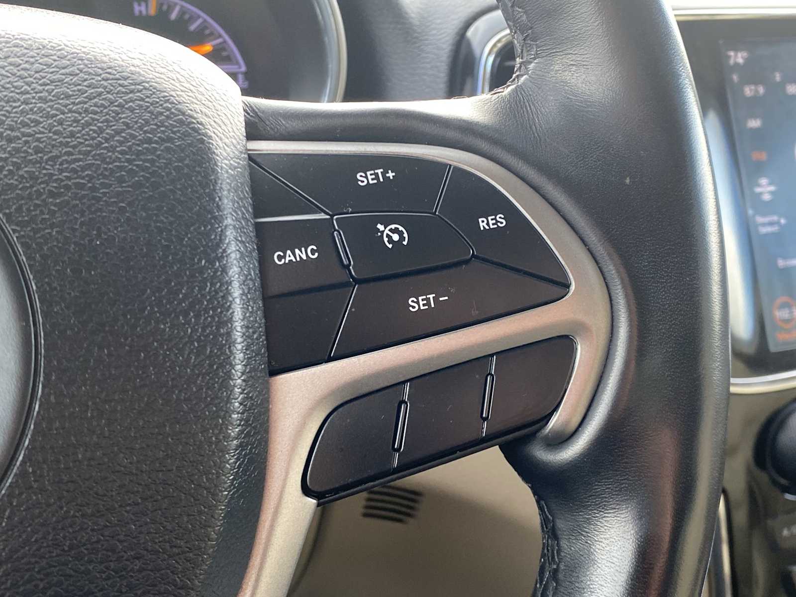 Thumbnail: 2018 Jeep Grand Cherokee - 20