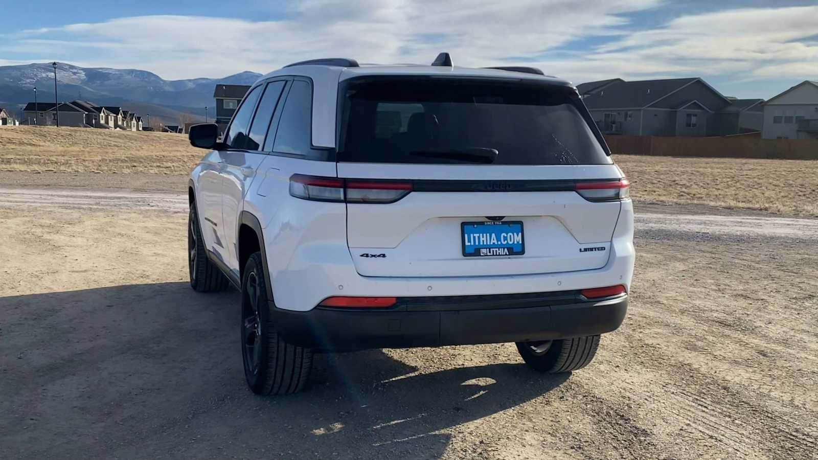 Thumbnail: 2023 Jeep Grand Cherokee - 6