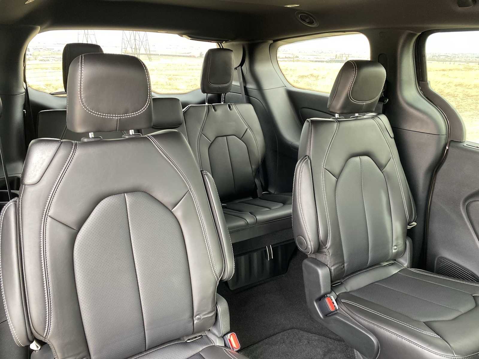 Thumbnail: 2026 Chrysler Pacifica - 33