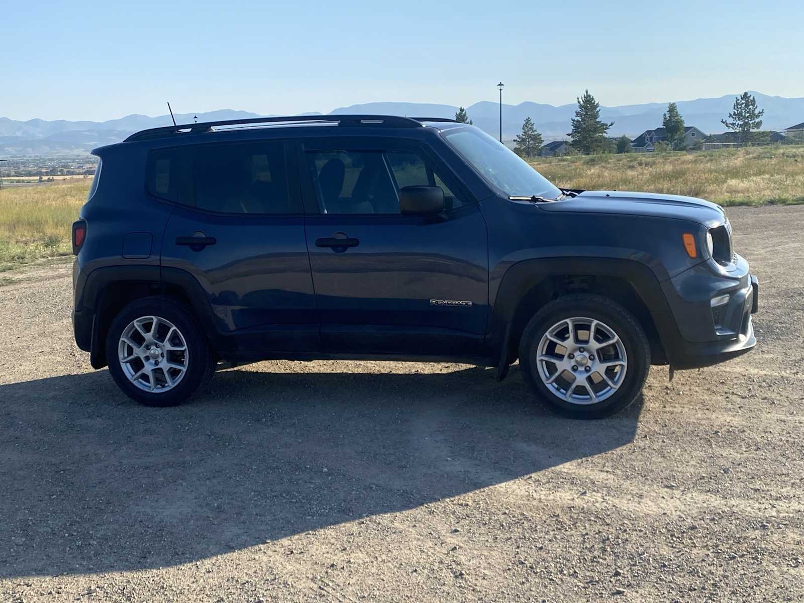 Thumbnail: 2020 Jeep Renegade - 20