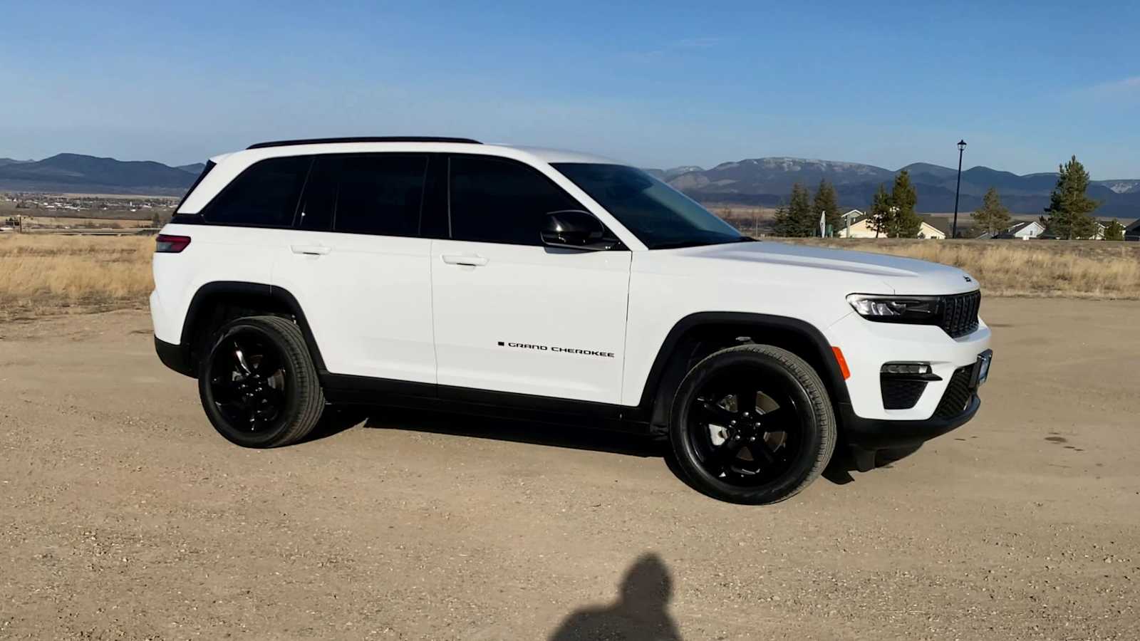 Thumbnail: 2023 Jeep Grand Cherokee - 9