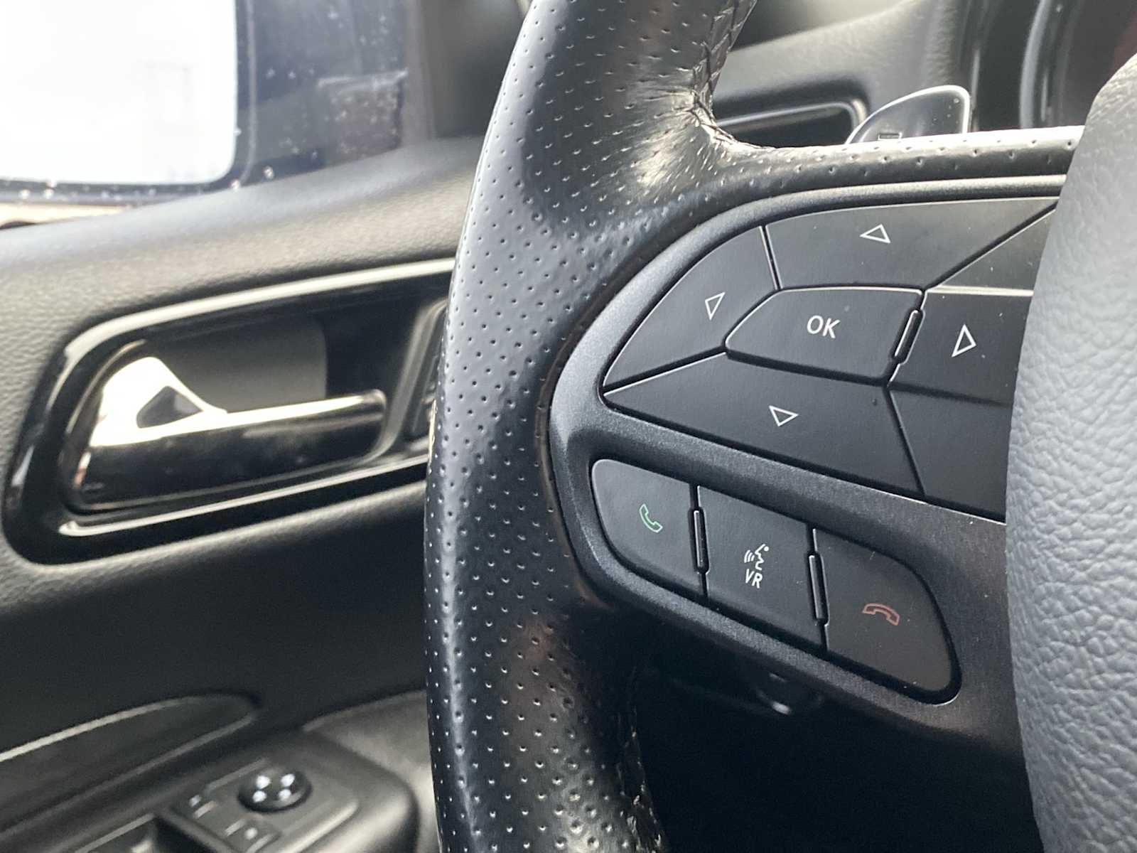 Thumbnail: 2021 Dodge Durango - 31