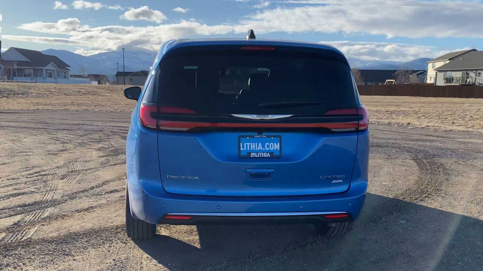 Thumbnail: 2026 Chrysler Pacifica - 7