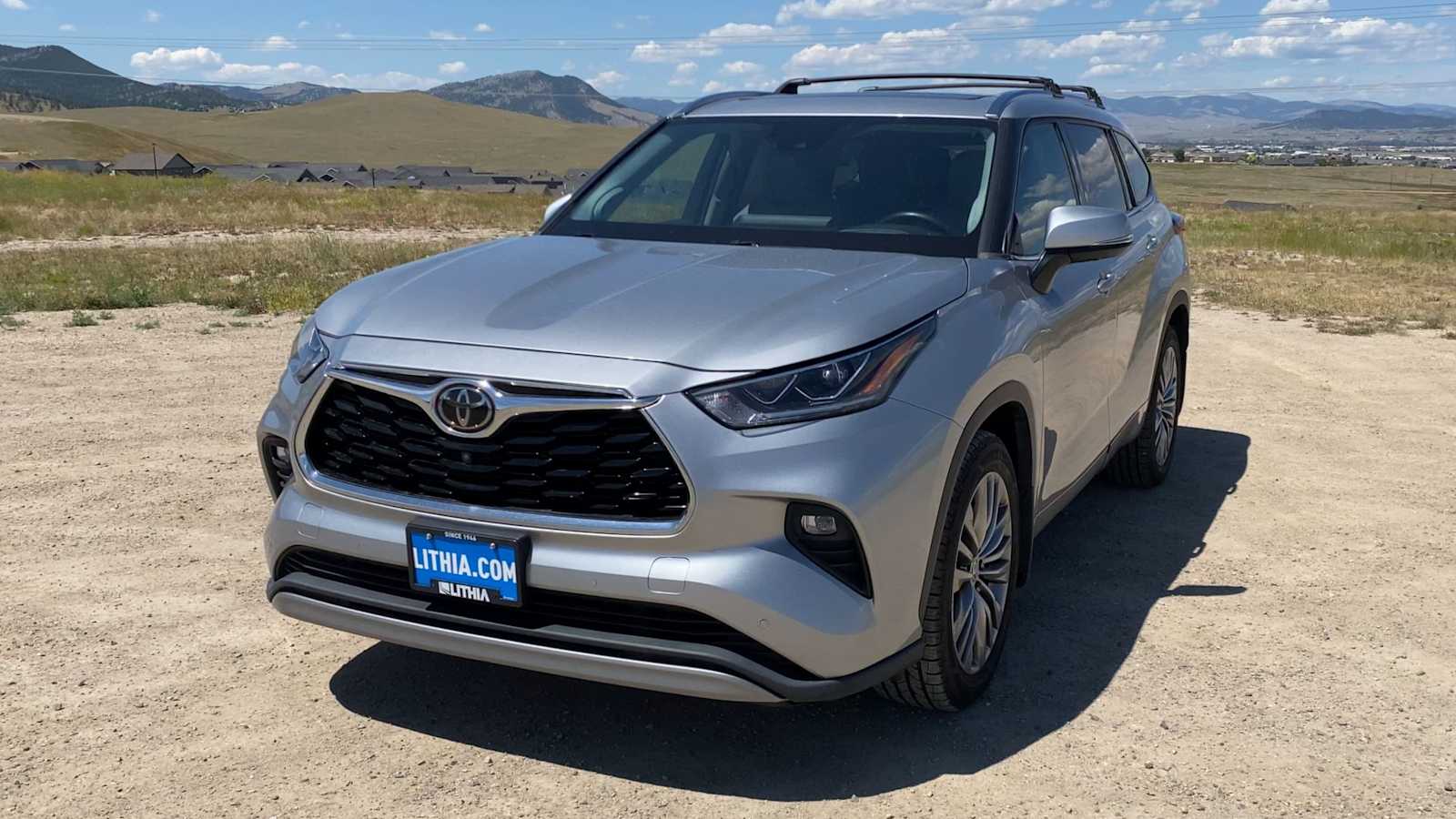 Thumbnail: 2021 Toyota Highlander - 4