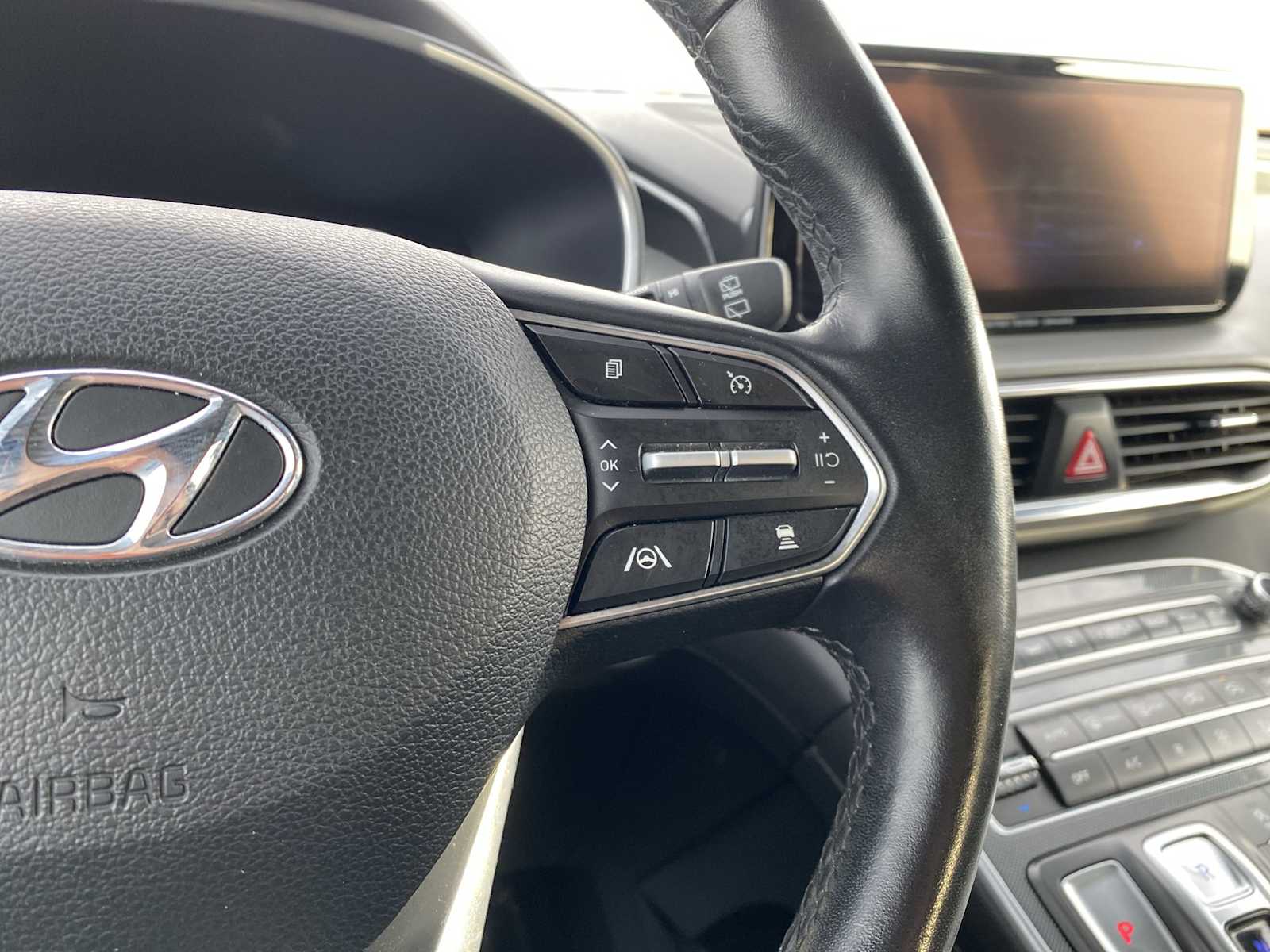 Thumbnail: 2023 Hyundai Santa Fe - 23