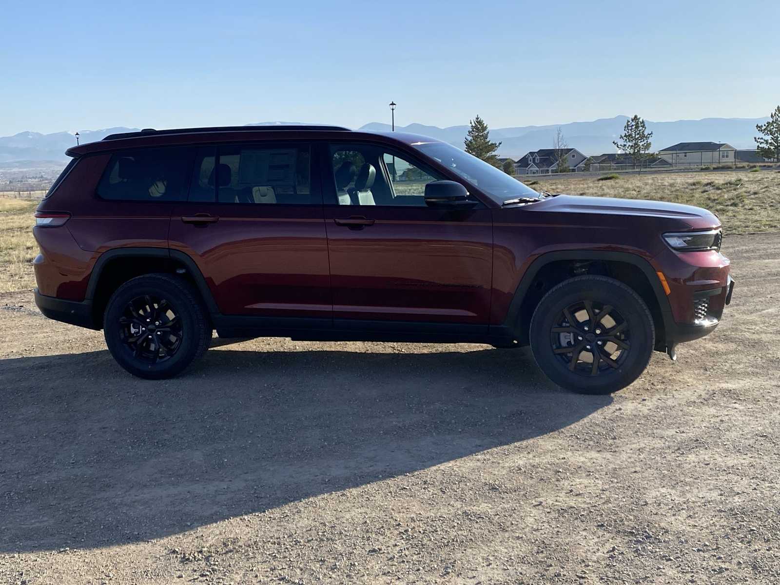 Thumbnail: 2025 Jeep Grand Cherokee - 20