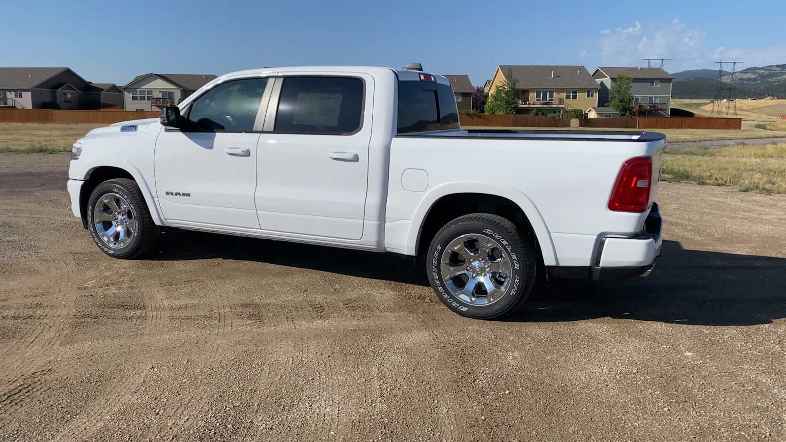 Thumbnail: 2026 RAM 1500 - 6