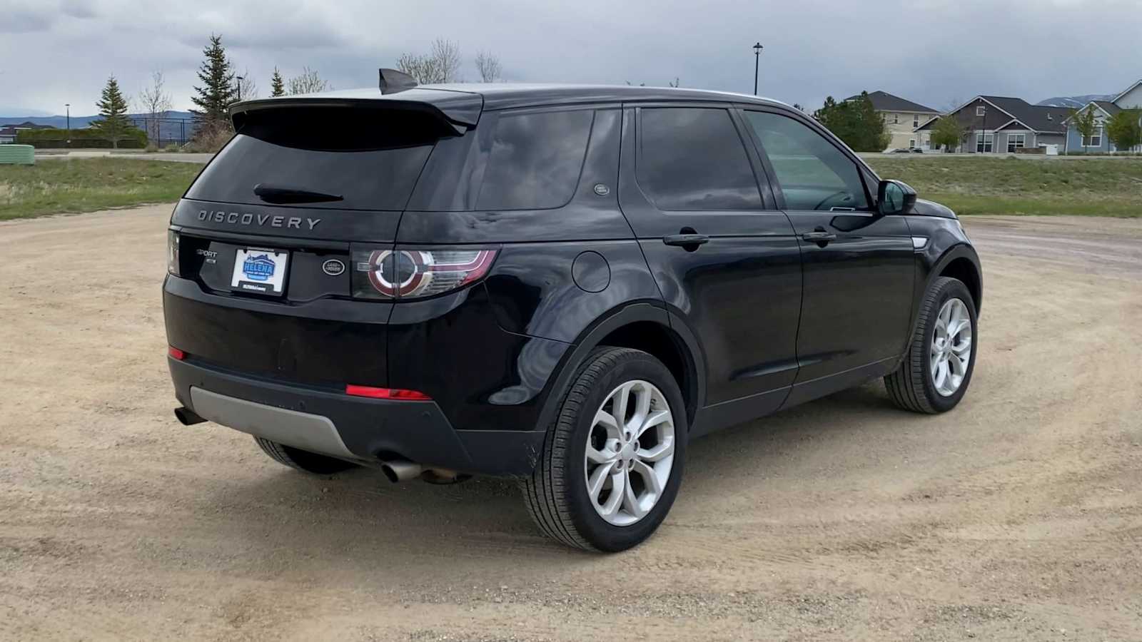 Thumbnail: 2017 Land Rover Discovery Sport - 8