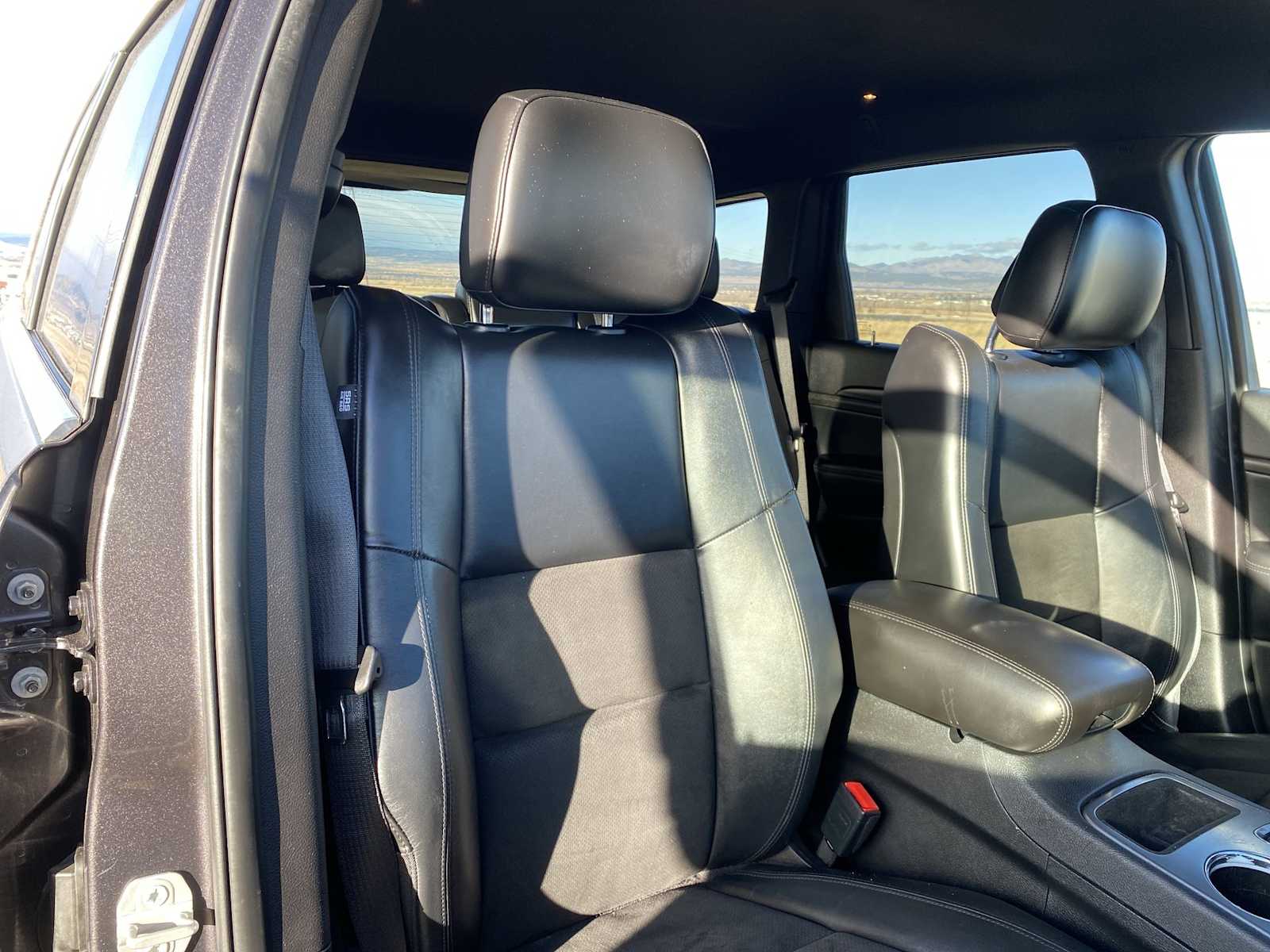 Thumbnail: 2021 Jeep Grand Cherokee - 17