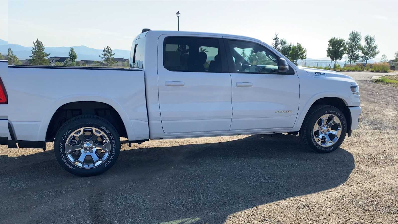 Thumbnail: 2026 RAM 1500 - 9