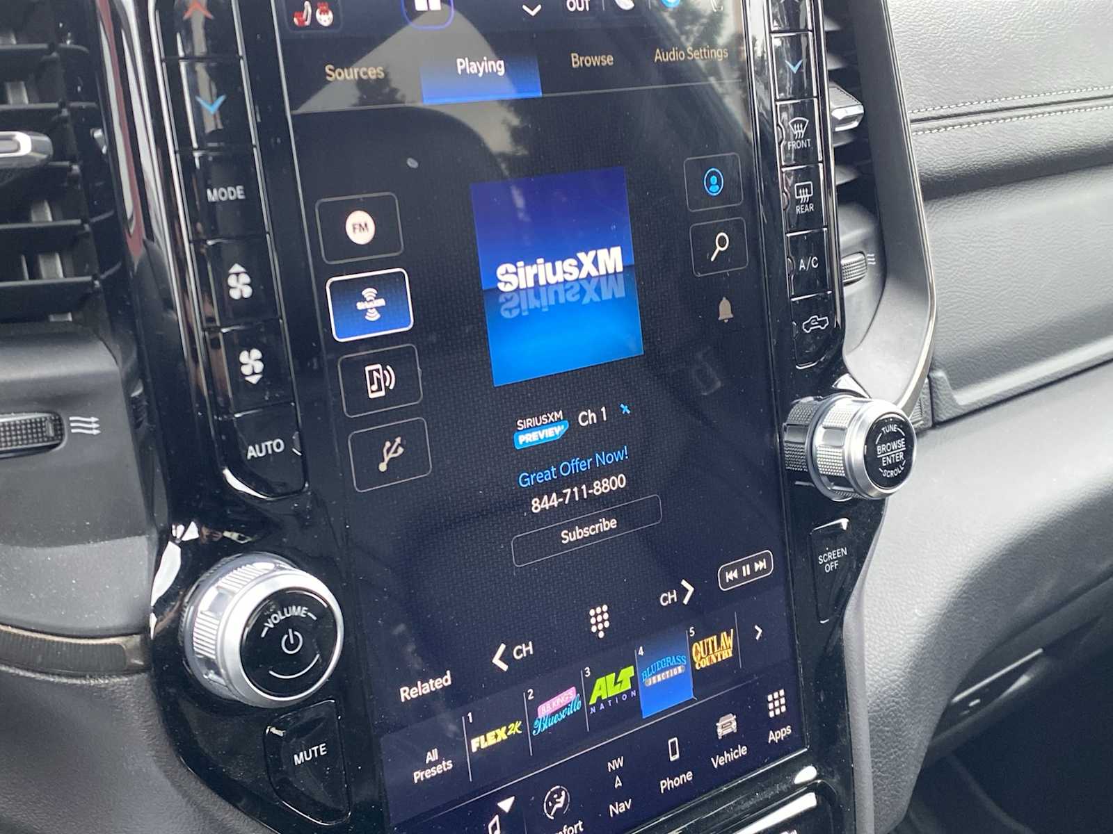 Thumbnail: 2023 RAM 1500 - 28