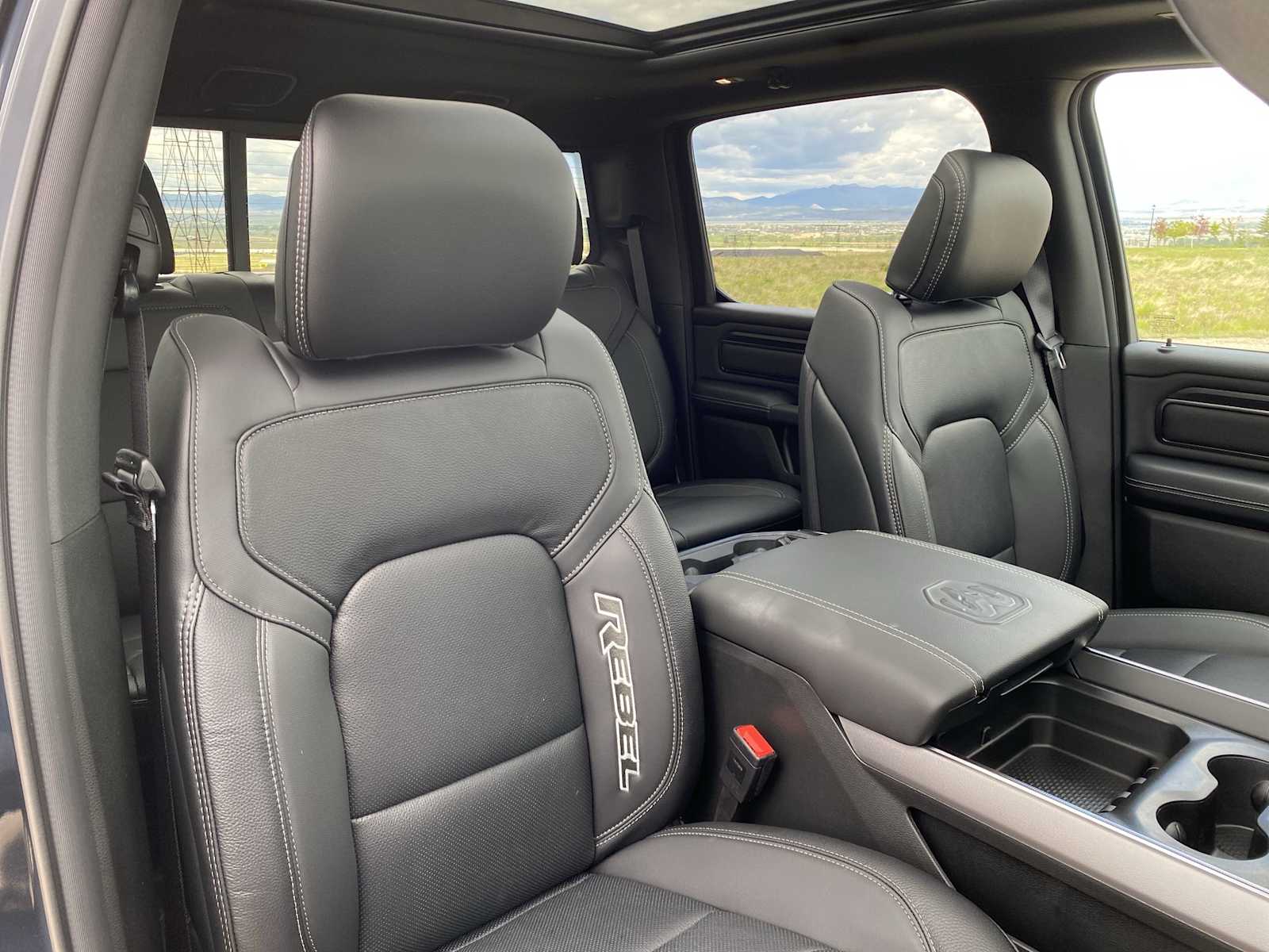 Thumbnail: 2026 RAM 1500 - 18