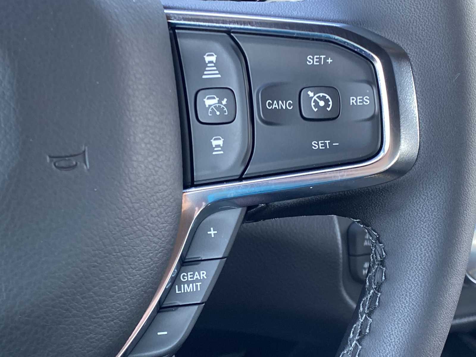 Thumbnail: 2026 RAM 1500 - 25