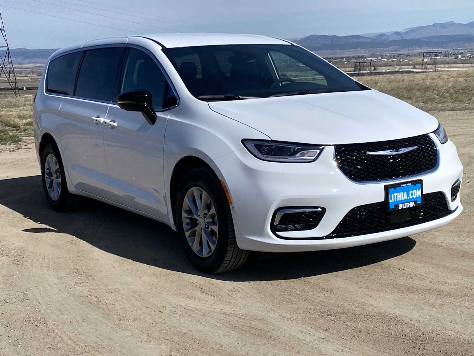 Thumbnail: 2026 Chrysler Pacifica - 11