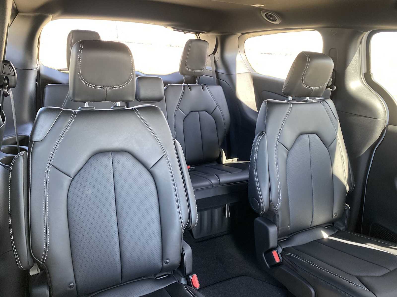 Thumbnail: 2026 Chrysler Pacifica - 33