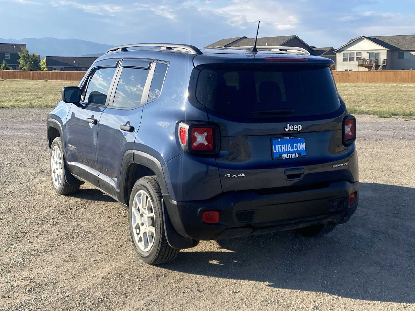 Thumbnail: 2020 Jeep Renegade - 11