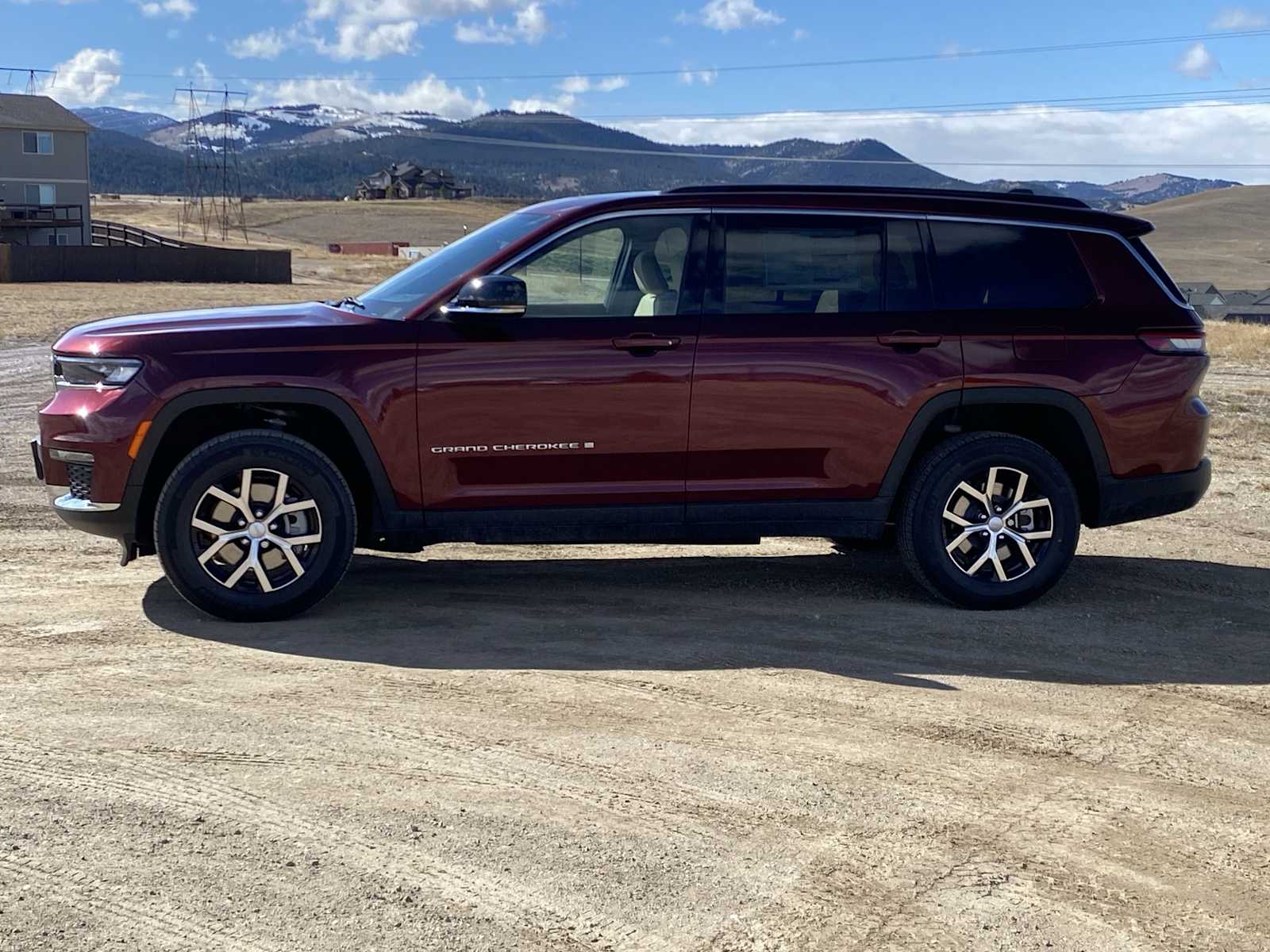 Thumbnail: 2025 Jeep Grand Cherokee - 11