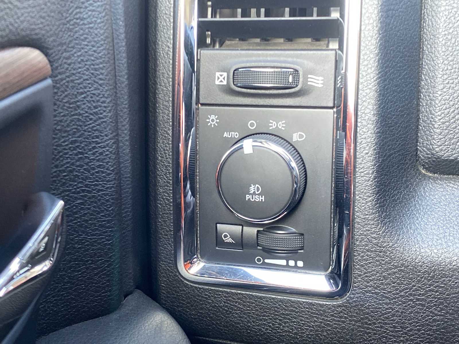 Thumbnail: 2014 RAM 3500 - 35