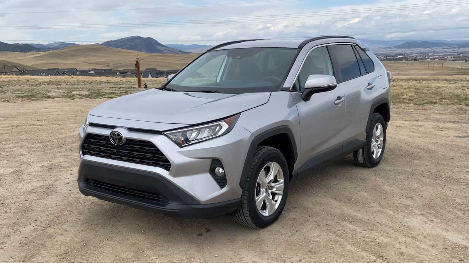 Thumbnail: 2021 Toyota RAV4 - 4
