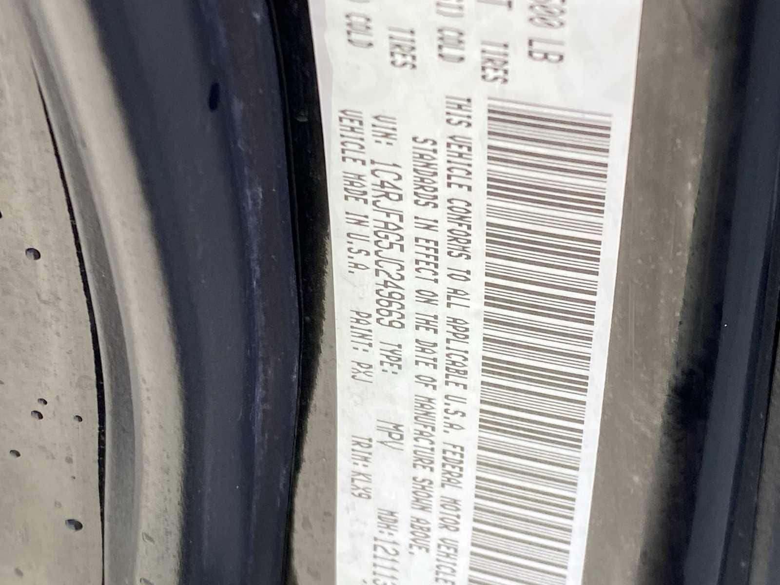 Thumbnail: 2018 Jeep Grand Cherokee - 37