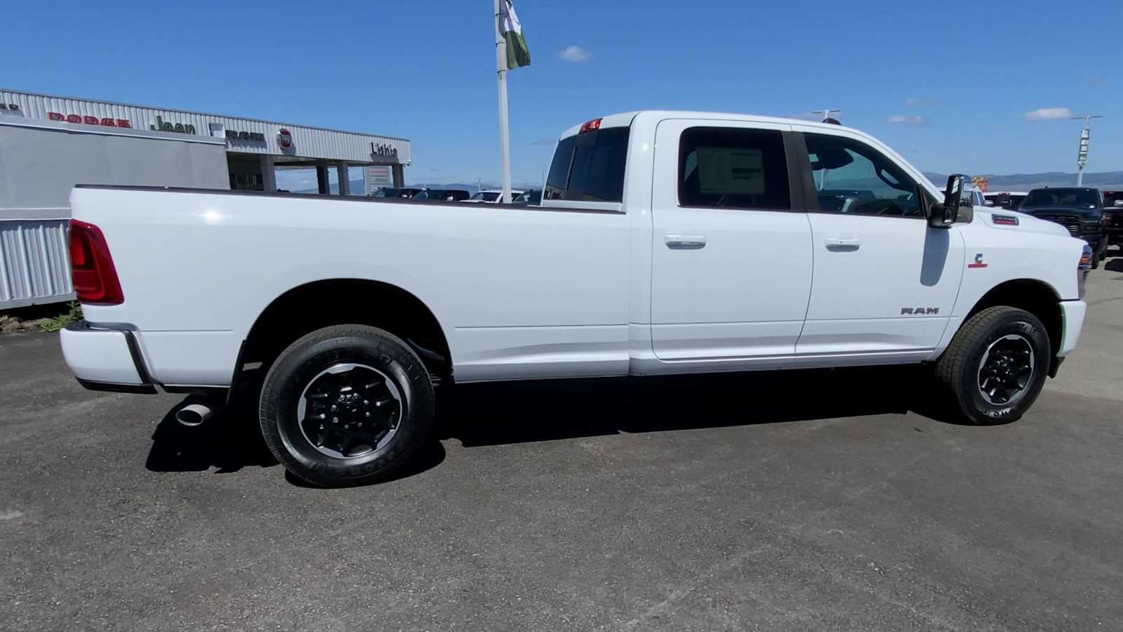 2025 RAM 3500 Laramie 9