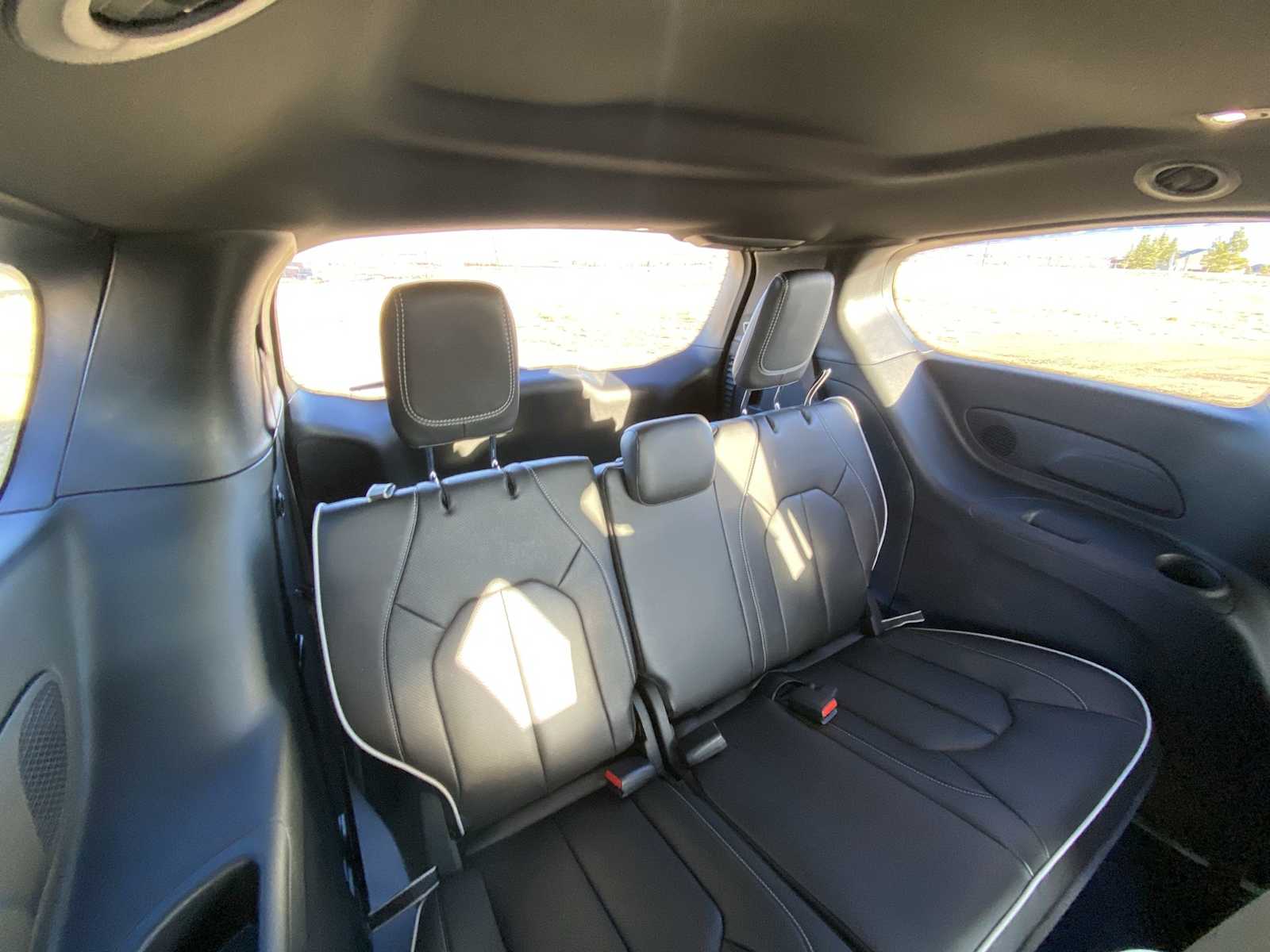 Thumbnail: 2026 Chrysler Pacifica - 37