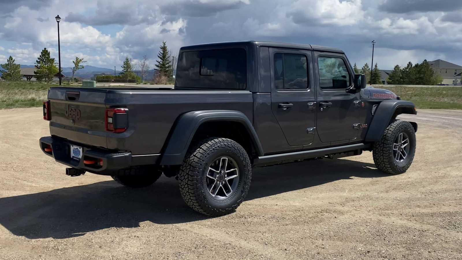 Thumbnail: 2026 Jeep Gladiator - 8