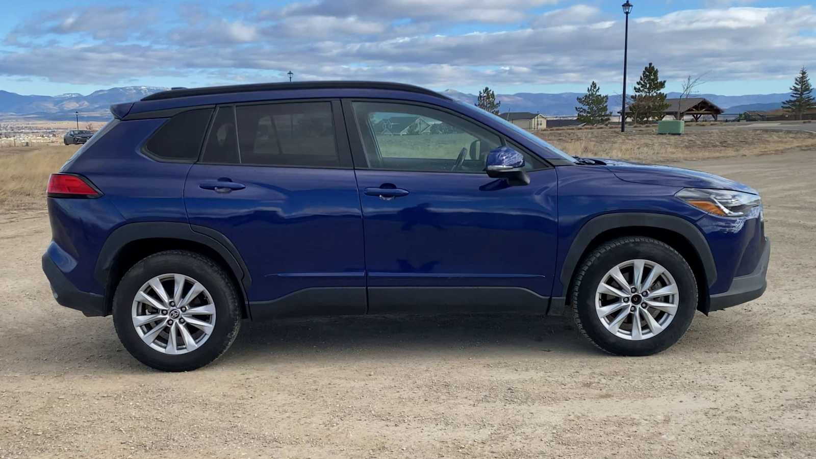 Thumbnail: 2022 Toyota Corolla Cross - 8