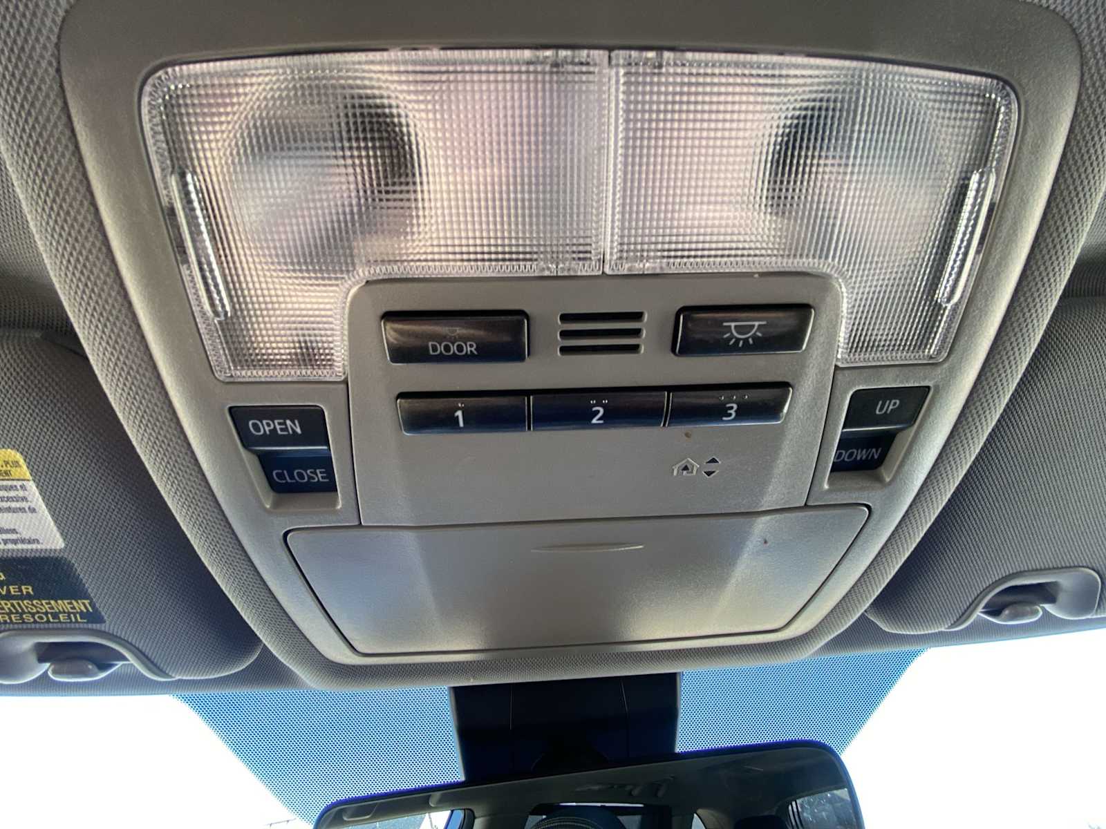 Thumbnail: 2018 Toyota Highlander - 27