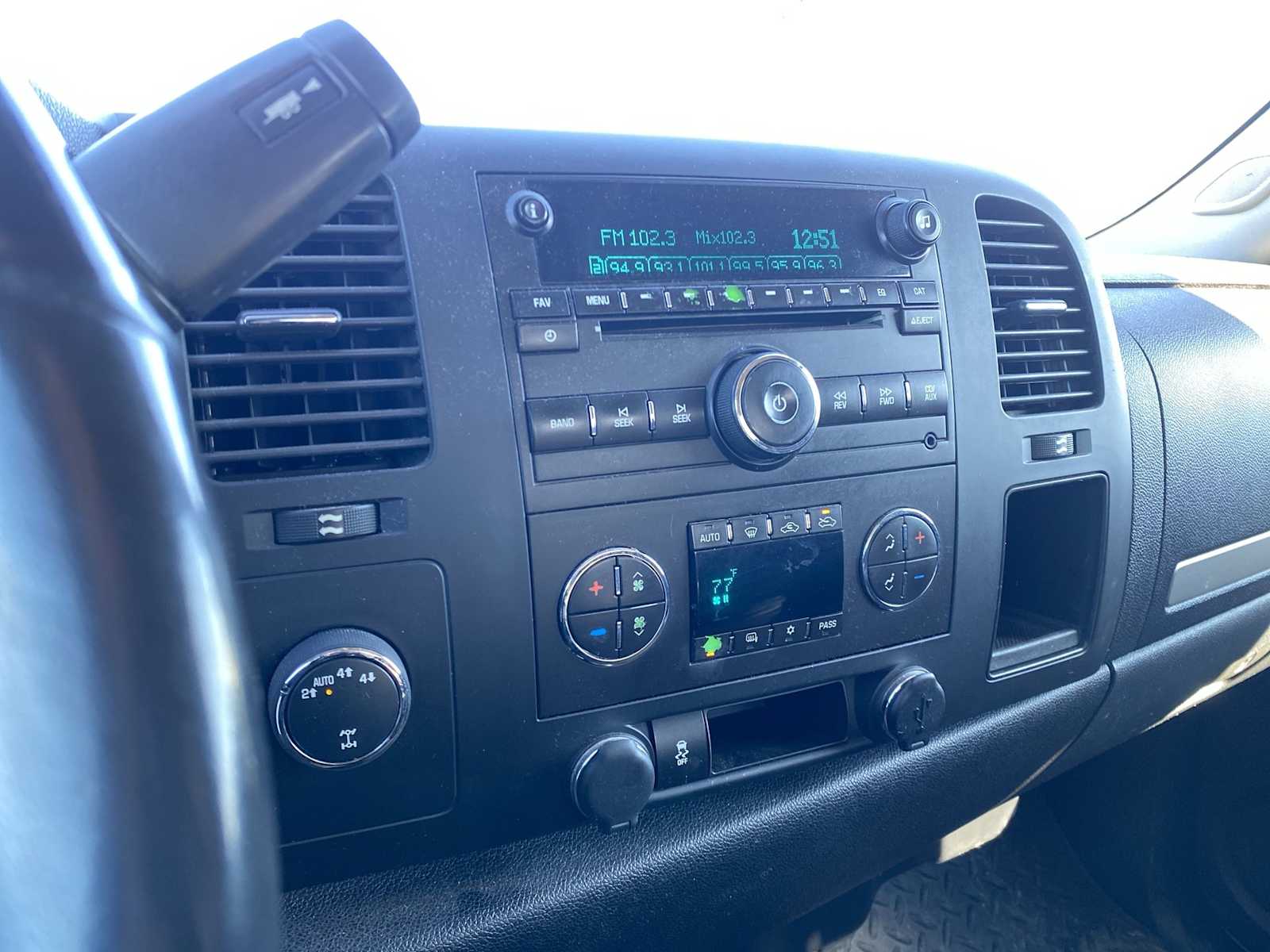 Thumbnail: 2013 GMC Sierra 1500 - 19