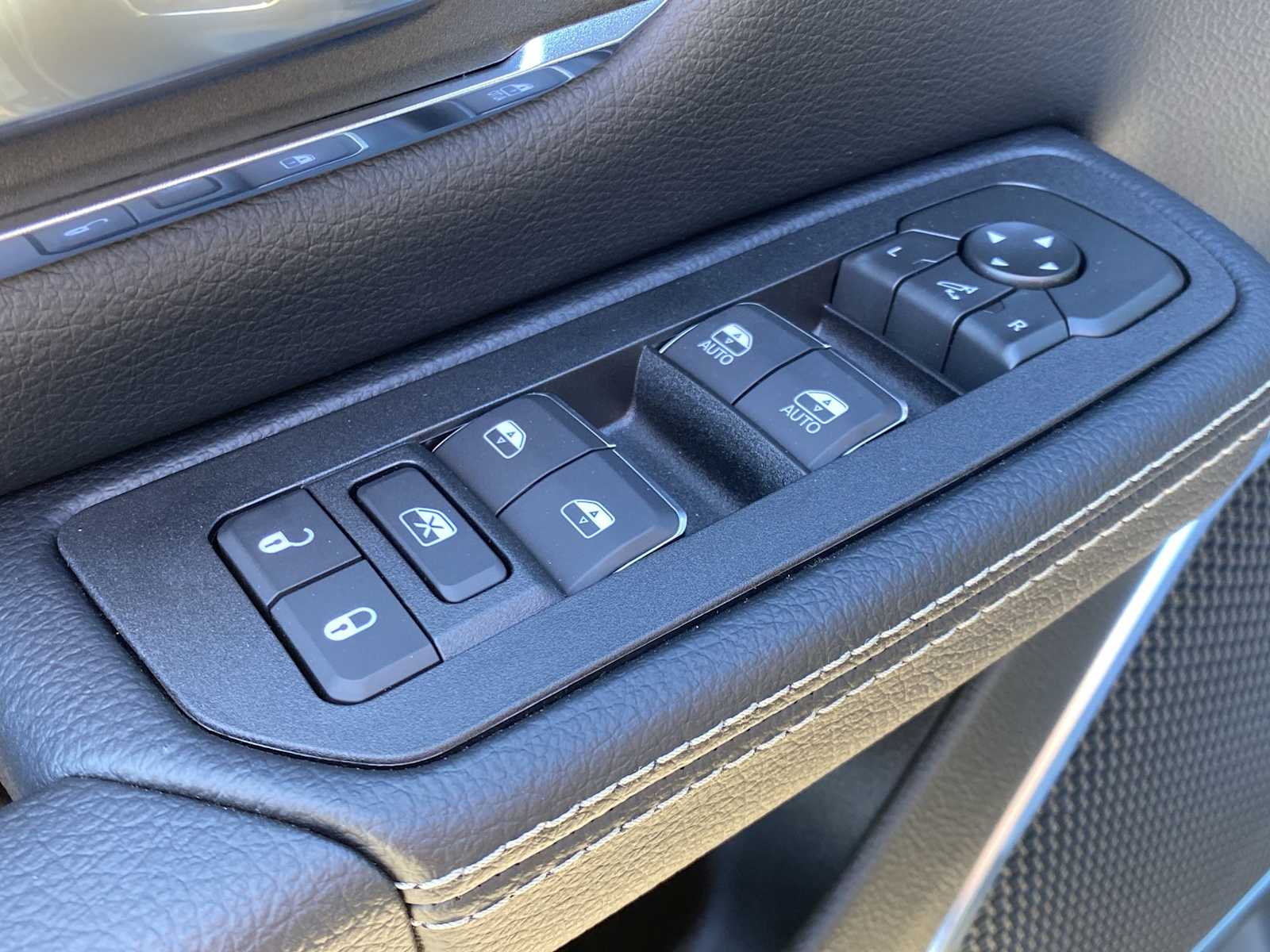 Thumbnail: 2026 RAM 1500 - 20