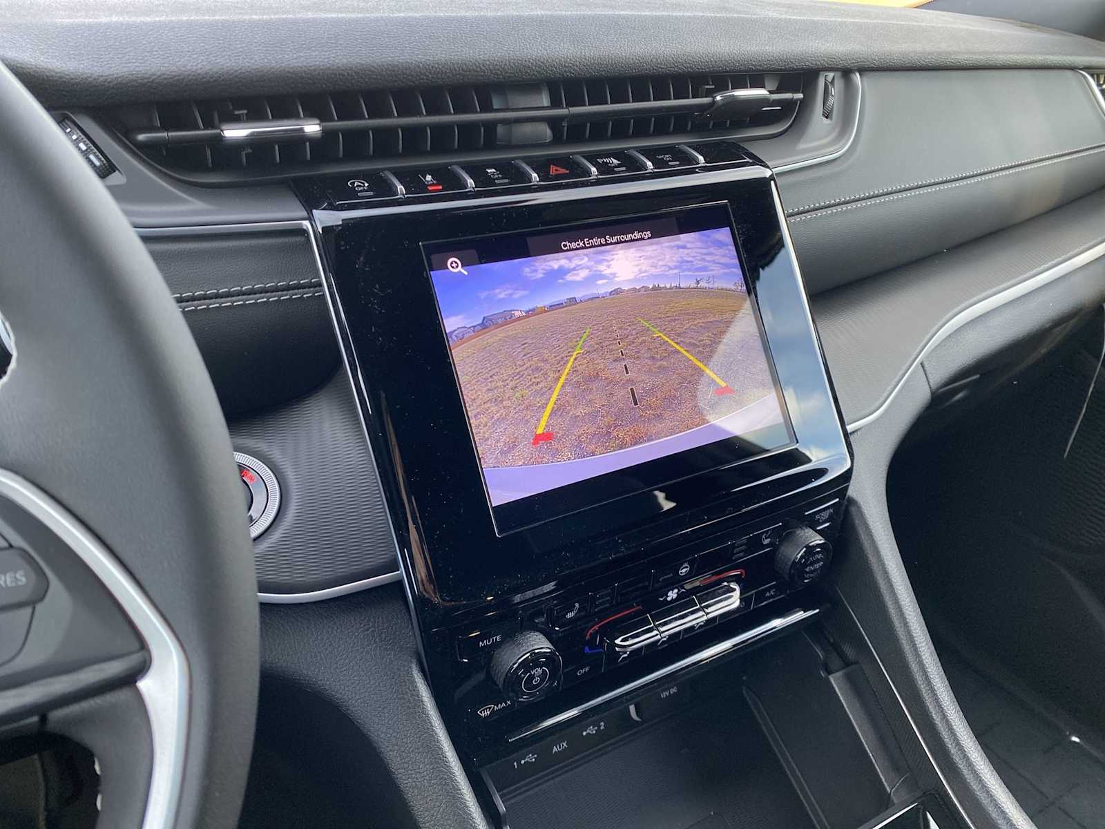 Thumbnail: 2025 Jeep Grand Cherokee - 23