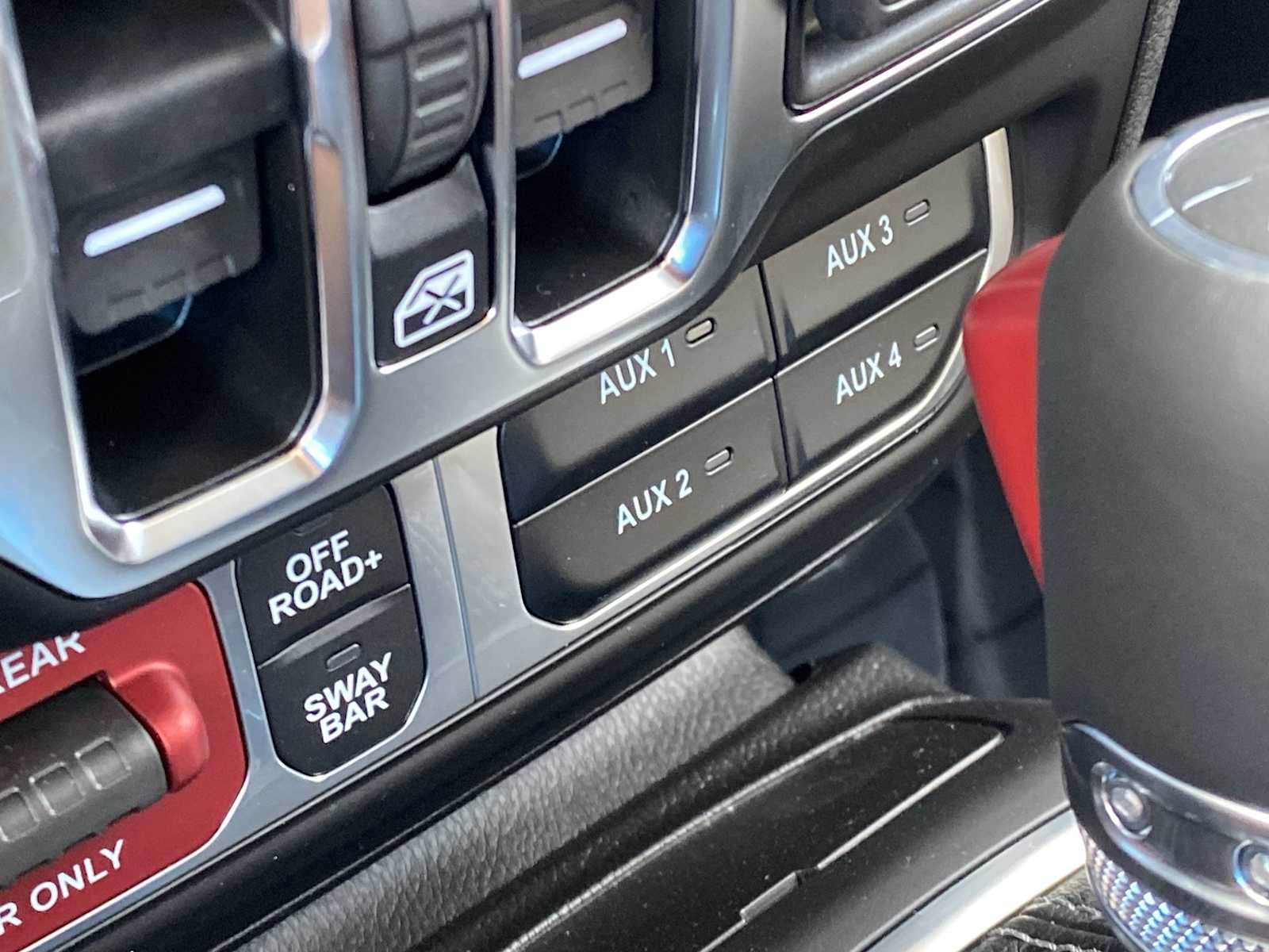 Thumbnail: 2025 Jeep Wrangler - 27