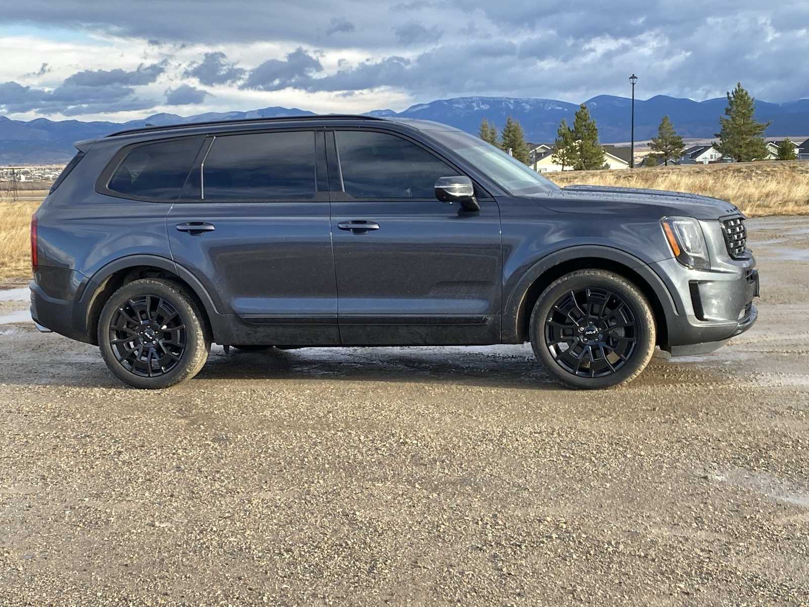 Thumbnail: 2022 Kia Telluride - 22